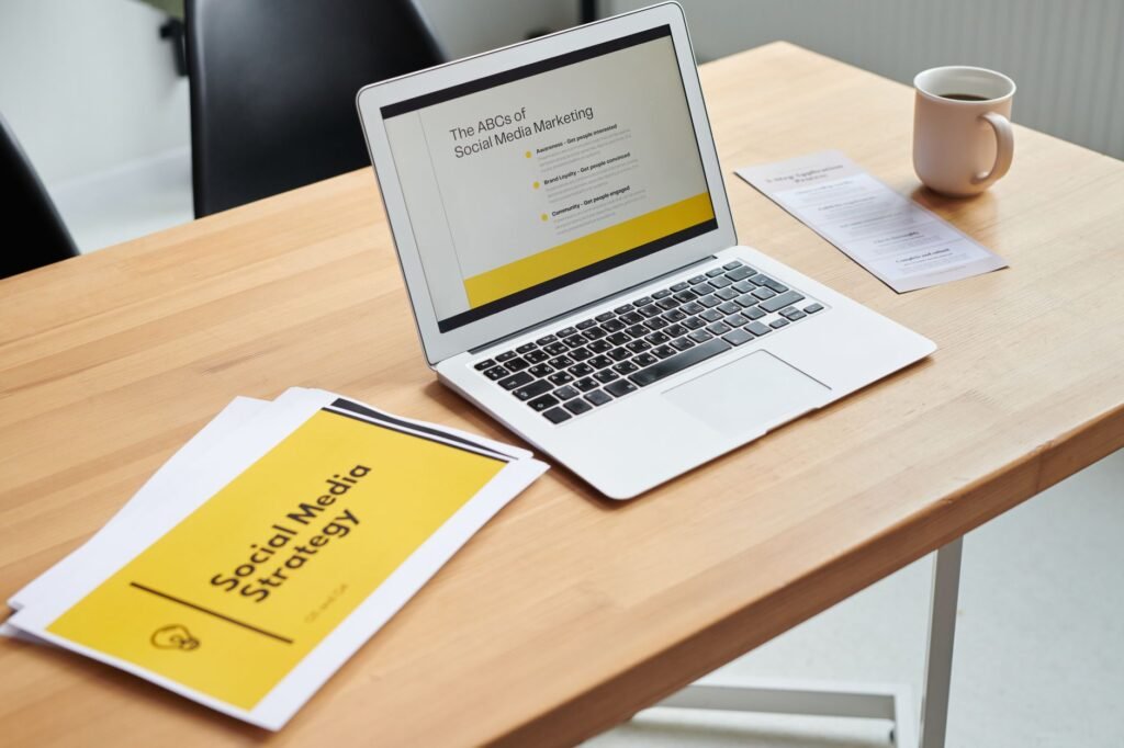 Facebook ve Instagram Reklamlarında Hedef Kitle Segmentasyonu Nasıl Yapılır? konulu blog görseli